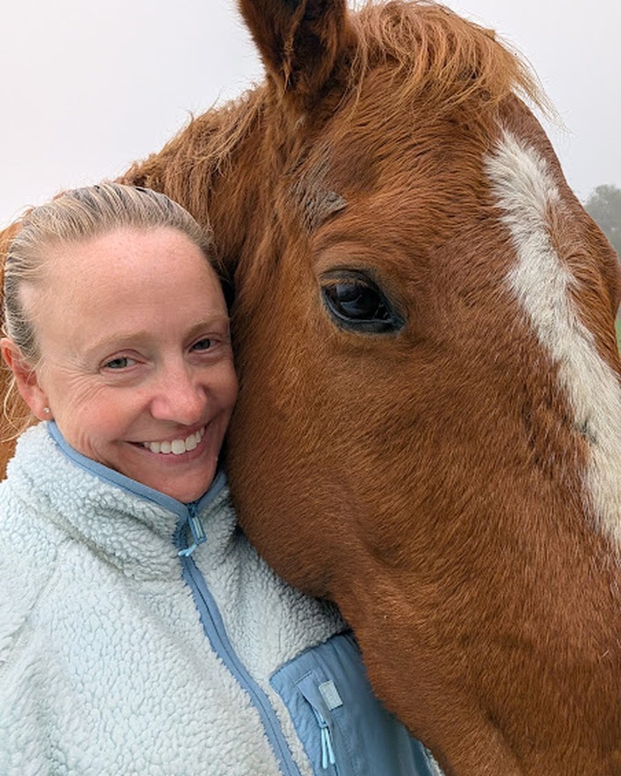 Annabel Showers with Twisty.
